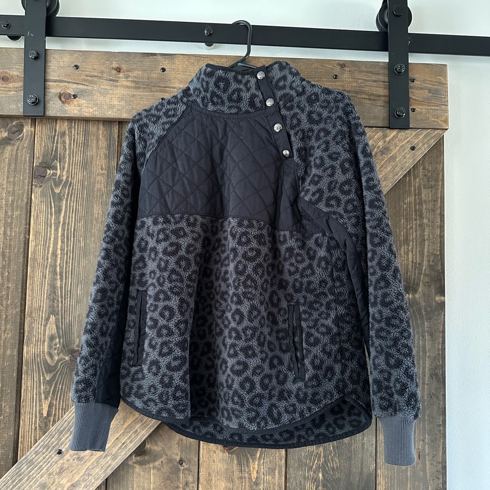 Abercrombie & Fitch Pullover